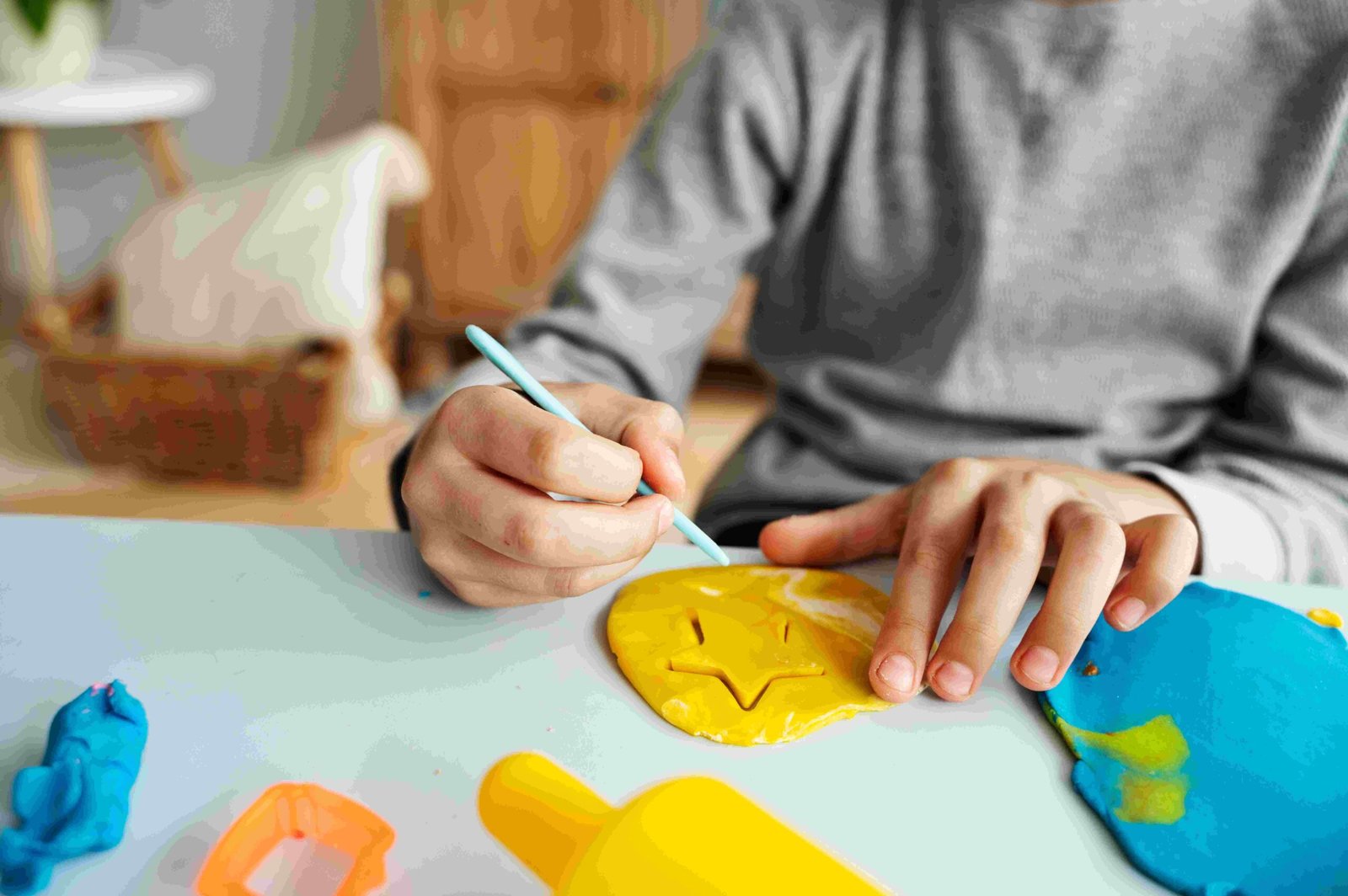 Explora las técnicas de plastilina que transformarán tu arte